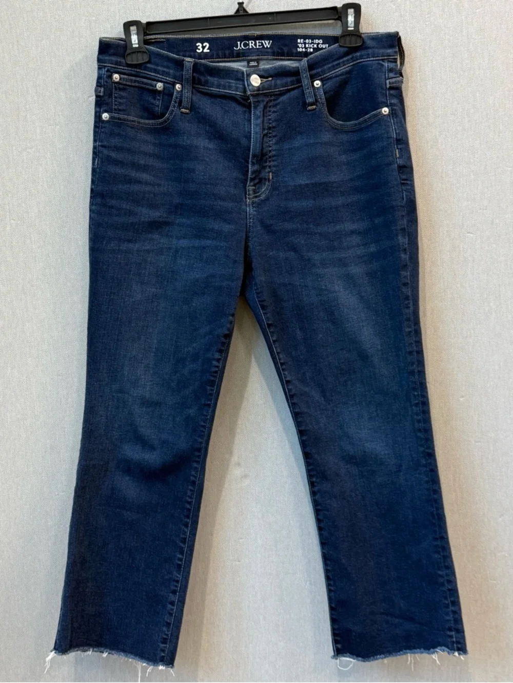 J. Crew Mid-rise kickout jean Super-Stretch Raw Hem‎ Dark Wash Size 32